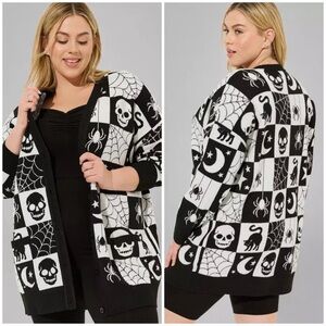 Torrid Luxe Cozy Jacquard Boyfriend Cardigan skulls and spiders checkers size 4X
